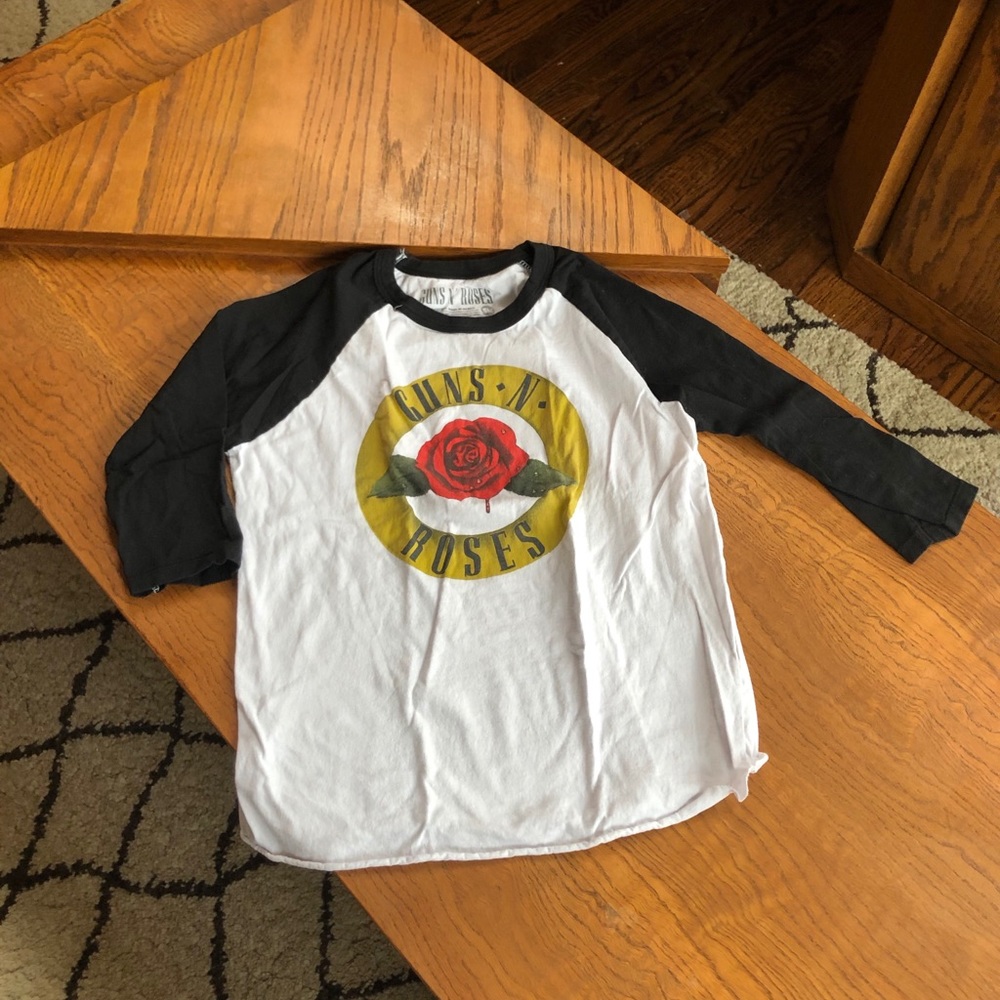 Guns N’ Roses shirt